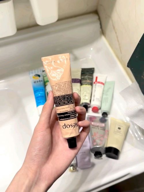 分享精致女孩最爱的五款护手霜AG旗舰厅网护手霜推荐第一名