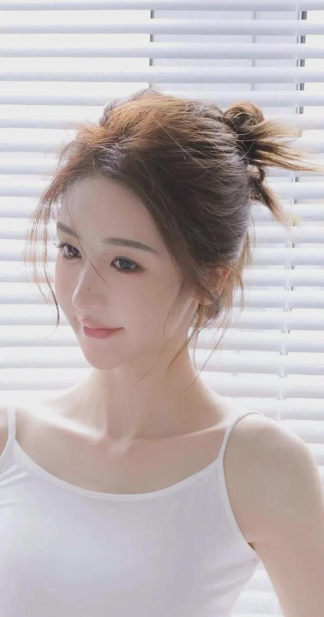 天添人人喊_欧美摸添人人喊VAG旗舰厅app欧美天天摸天(图1)